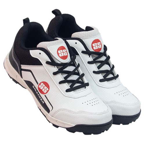 SS Gutsy Cricket shoes (size 8) (1pc)